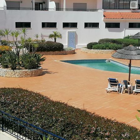 Casa Silvia Apartment ลากอส ภายนอก รูปภาพ