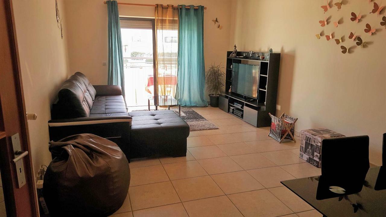 Casa Silvia Apartment ลากอส ภายนอก รูปภาพ